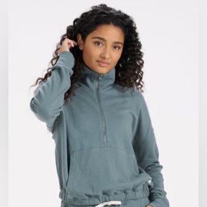 Vuori sunnyside half zip